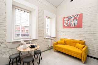 Гостиница UrbanLoft by Uloo Нижний Новгород Двухуровневый четырехместный номер Loft-2
