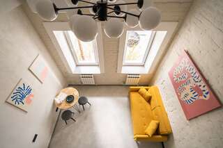 Гостиница UrbanLoft by Uloo Нижний Новгород Двухуровневый четырехместный номер Loft-8